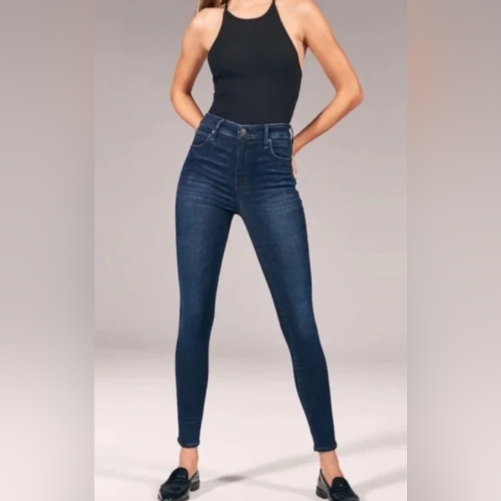Abercrombie Simone High Rise Super Skinny - Size 25/0